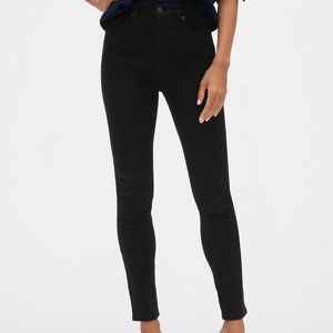 Banana Republic High Rise Fade Resist Black Skinny